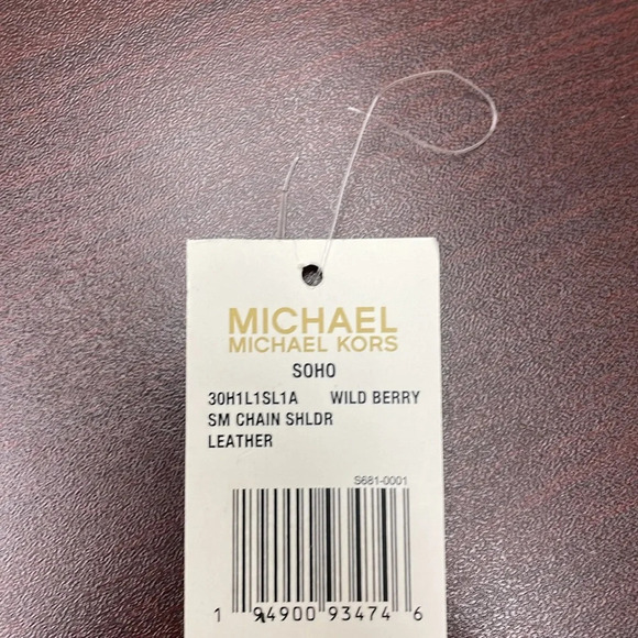 Michael Kors Wild Berry SoHo small studded quilted purse - Picture 5 of 6